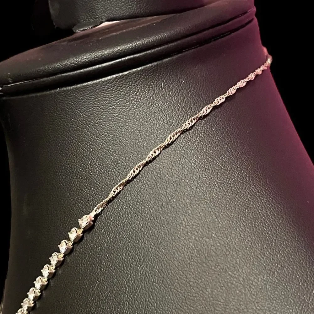 Gorgeous Vintage Sparkly Rhinestone Silver Tone Statement Necklace